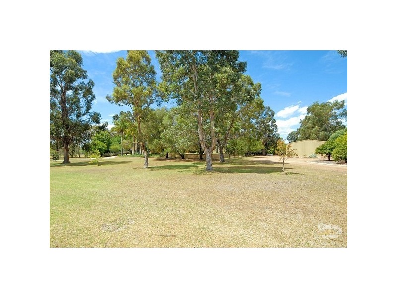 40 Carl Street, Muchea WA 6501