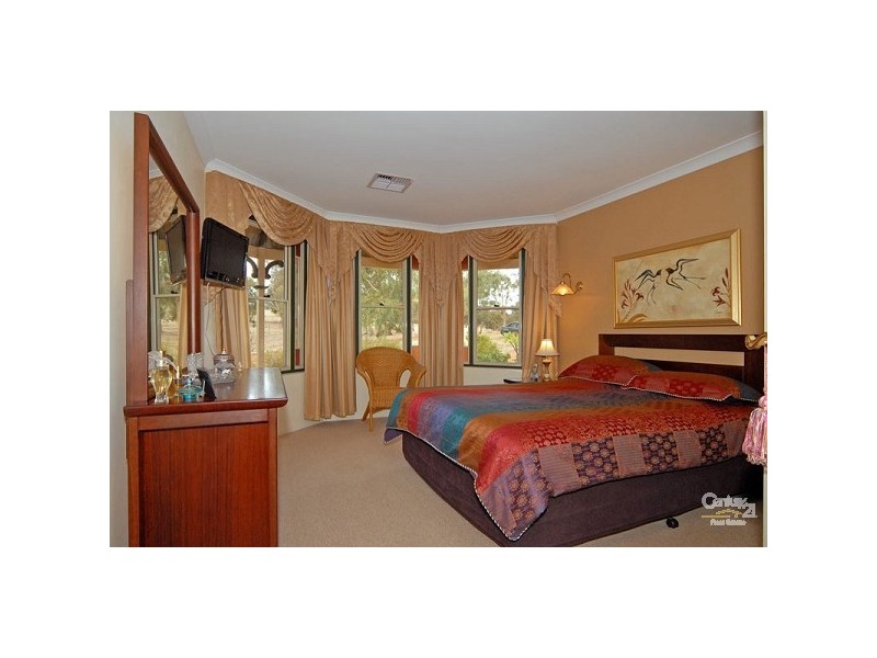 117 Fraser Road, Bullsbrook WA 6084