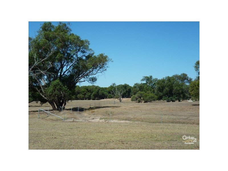 12 Wire Road Muckenburra, Gingin WA 6503