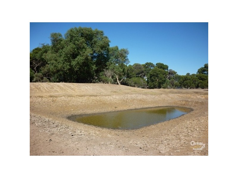 12 Wire Road Muckenburra, Gingin WA 6503