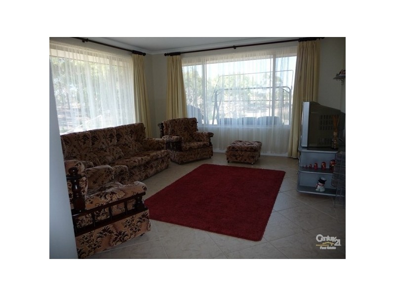 12 Payne Street, Muchea WA 6501