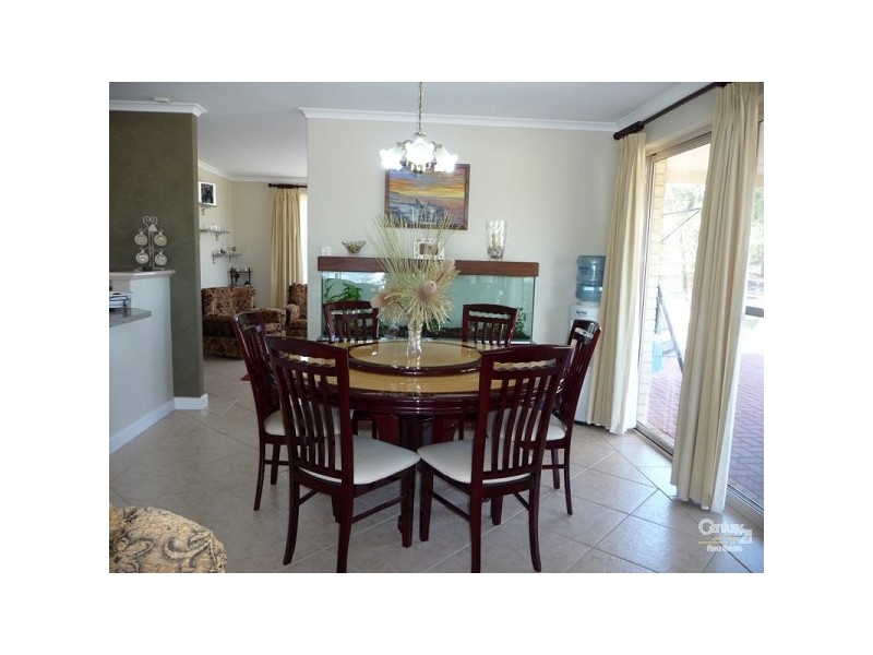 12 Payne Street, Muchea WA 6501