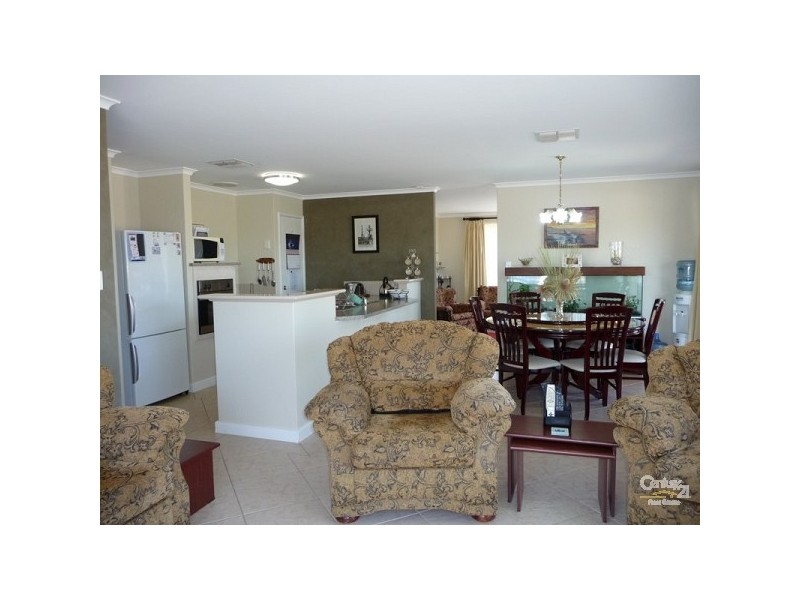 12 Payne Street, Muchea WA 6501