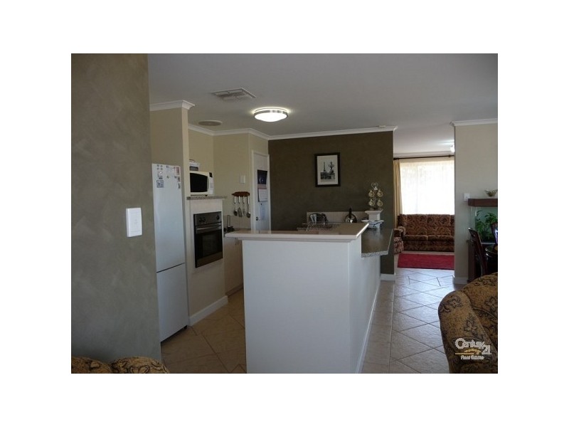 12 Payne Street, Muchea WA 6501