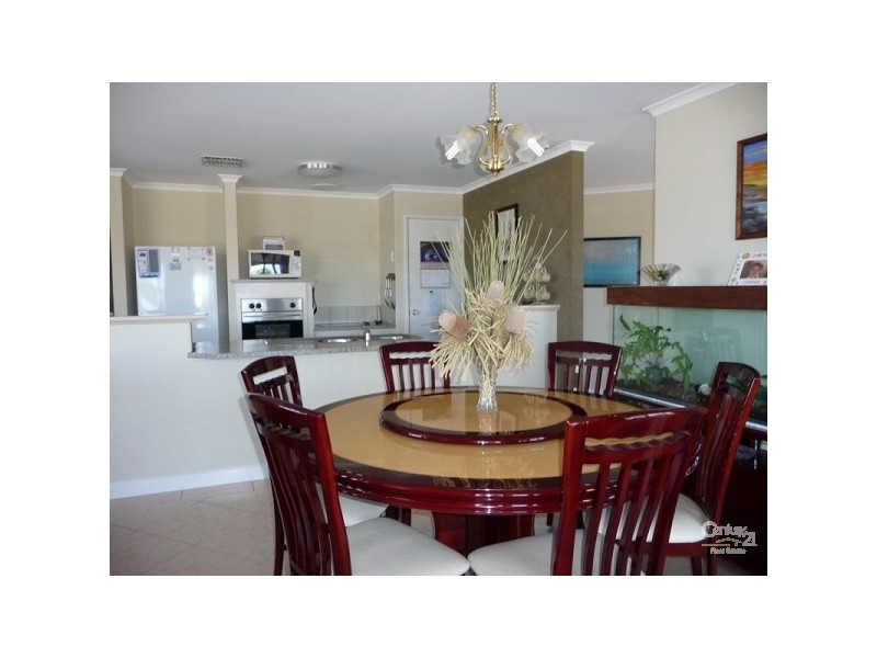 12 Payne Street, Muchea WA 6501