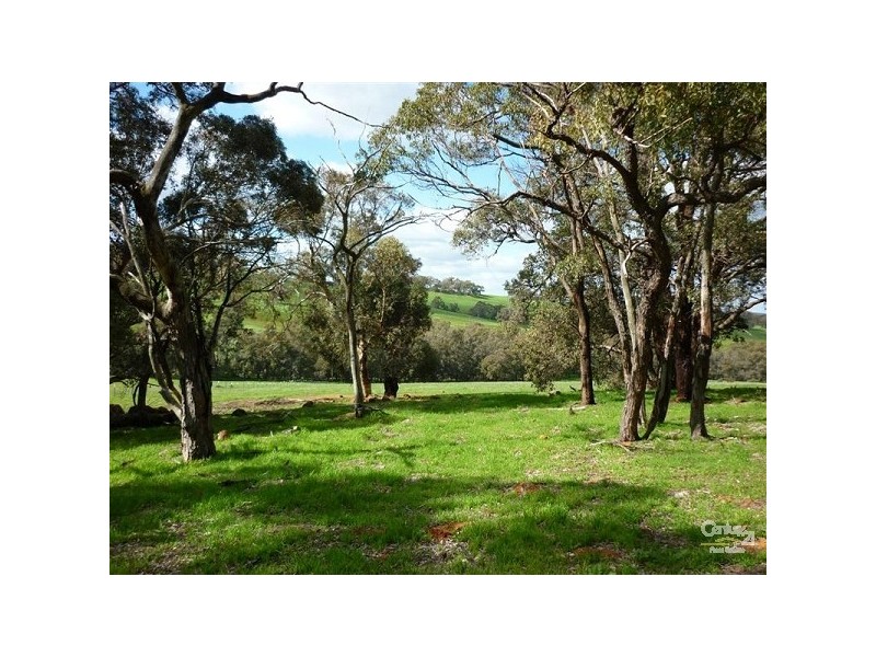 152 Dexter Chase, Lower Chittering WA 6084