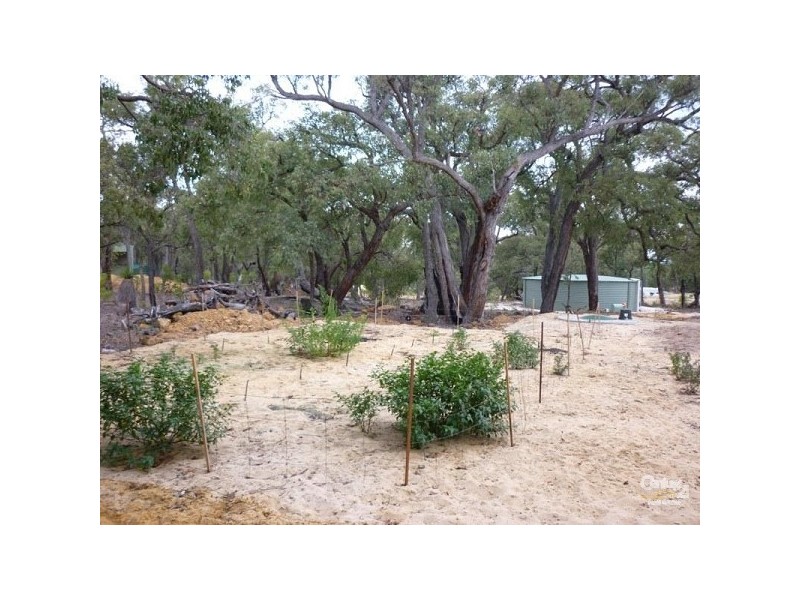 14 Hereford Way, Lower Chittering WA 6084