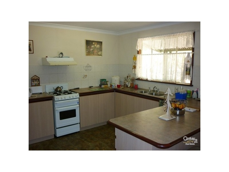 81 Old West Road, Bullsbrook WA 6084