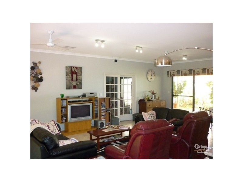 67 Sugar Gum Drive, Chittering WA 6084