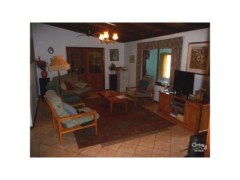 15 Edwards Place, Muchea WA 6501