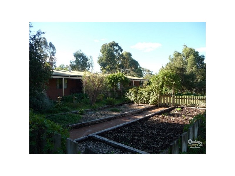 15 Edwards Place, Muchea WA 6501