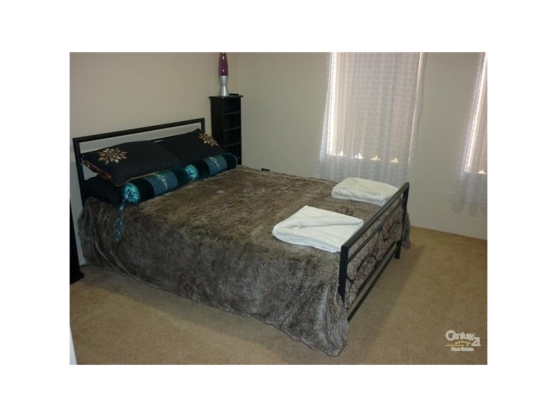 111 Sussex Bend, Lower Chittering WA 6084