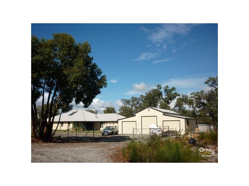 19 Salmon Gum Crescent, Chittering WA 6084
