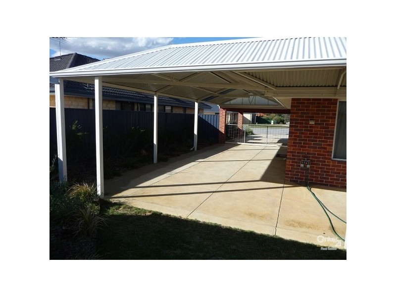 28 Cantata Ave, Bullsbrook WA 6084