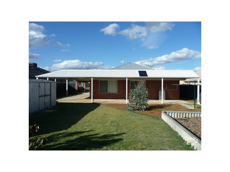 28 Cantata Ave, Bullsbrook WA 6084