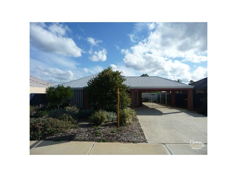 28 Cantata Ave, Bullsbrook WA 6084