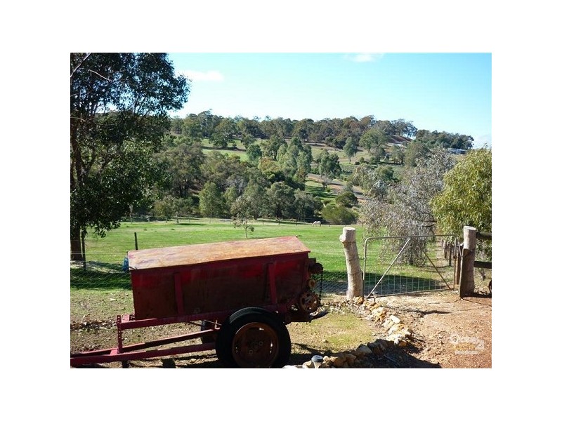 14 Tombs Court, Bullsbrook WA 6084