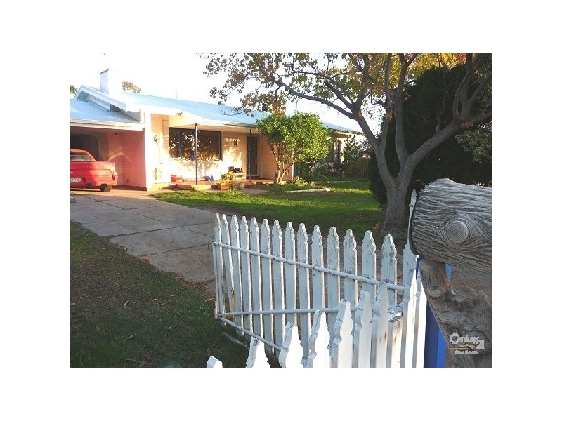 16 Brearley Street, Bullsbrook WA 6084