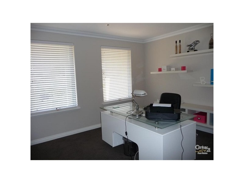 9 Wells Street, Muchea WA 6501