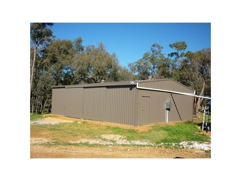 183 Ayrshire Loop, Lower Chittering WA 6084