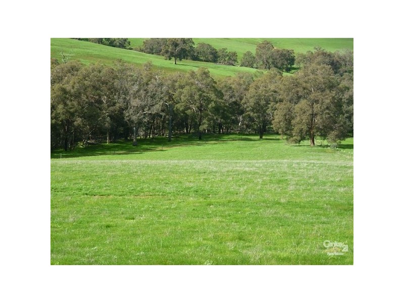 152 Dexter Chase, Lower Chittering WA 6084