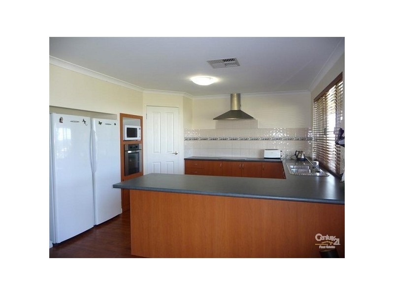 140 Ayrshire Loop, Lower Chittering WA 6084