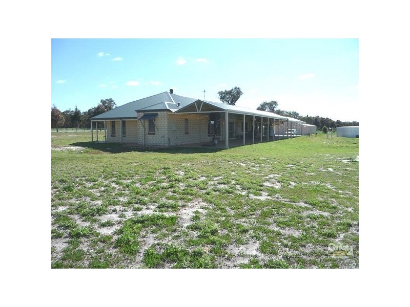 140 Ayrshire Loop, Lower Chittering WA 6084