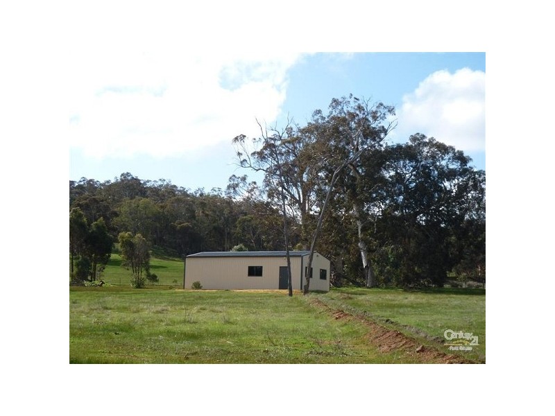 184 Wisteria Way, Chittering WA 6084