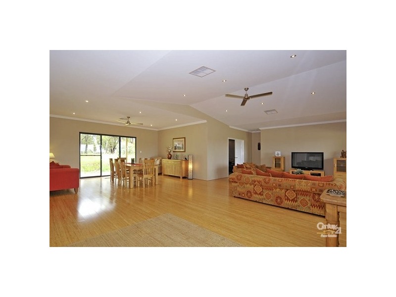 183 Ayrshire Loop, Lower Chittering WA 6084