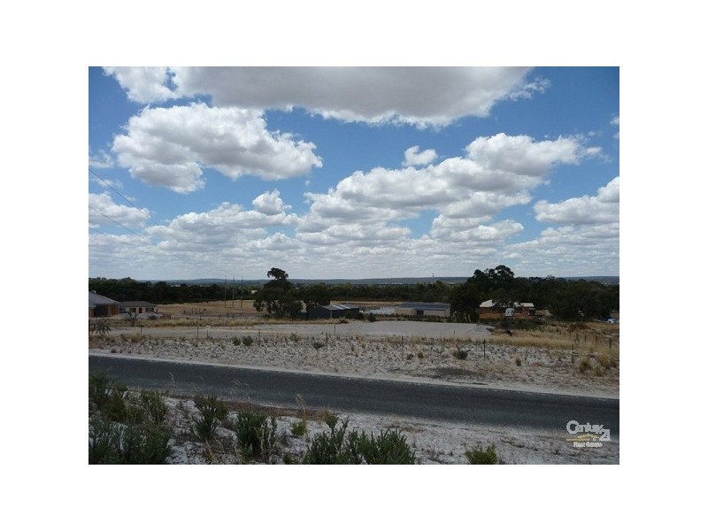 2 Haslam St, Muchea WA 6501