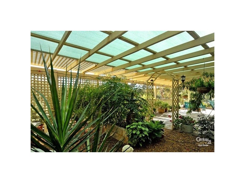 11 Ridgetop Trail, Bullsbrook WA 6084