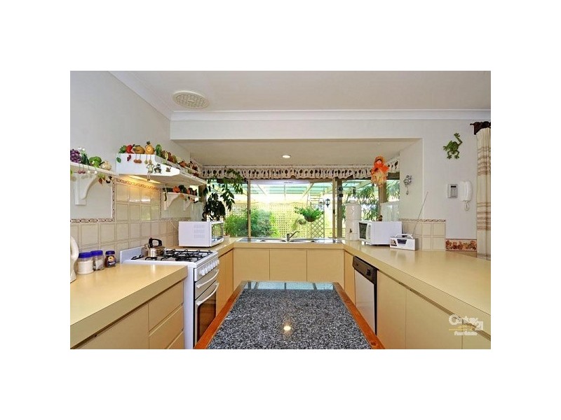 11 Ridgetop Trail, Bullsbrook WA 6084