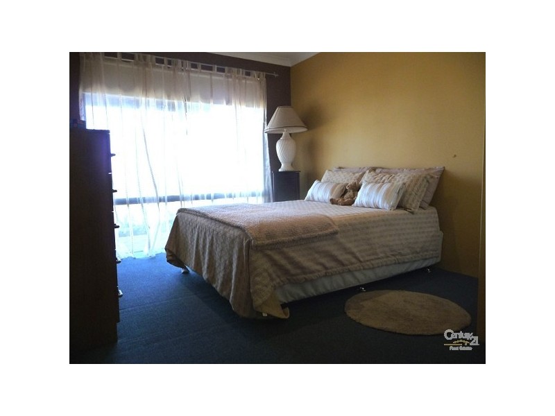 17 Chardonnay Drive, Lower Chittering WA 6084