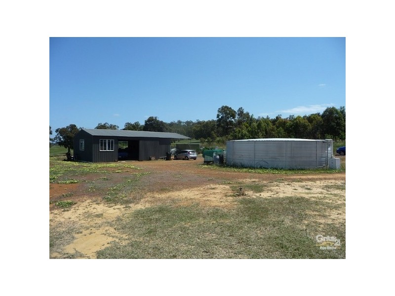 17 Chardonnay Drive, Lower Chittering WA 6084