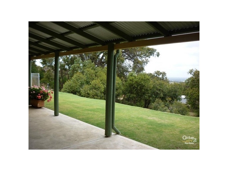 16 Bonita Road, Bullsbrook WA 6084