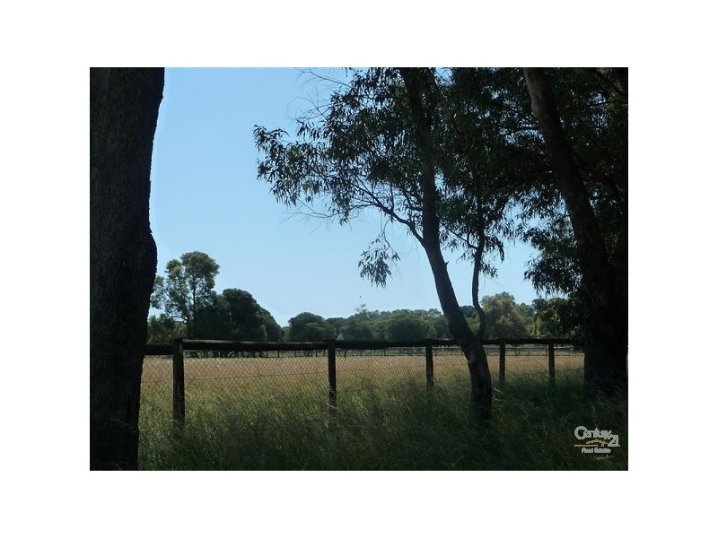 121 Stock West Road, Bullsbrook WA 6084