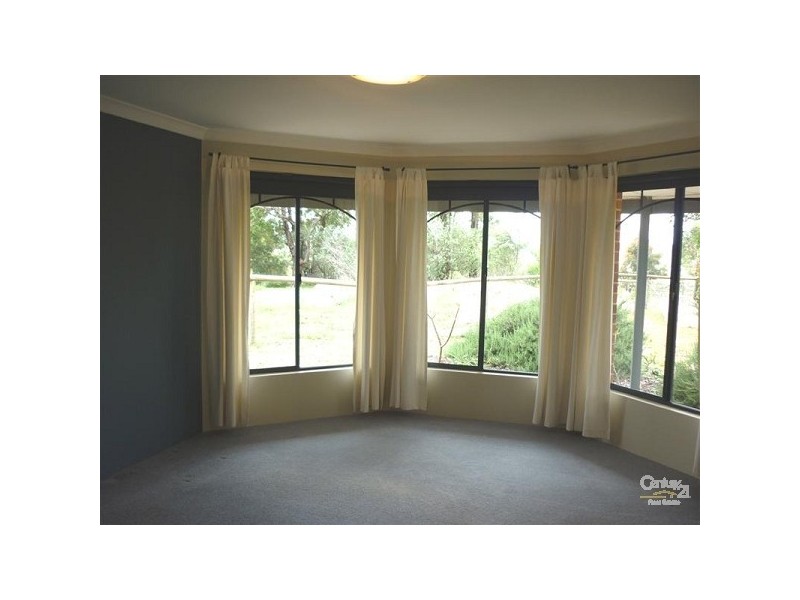 24 Gibbard Place, Bullsbrook WA 6084