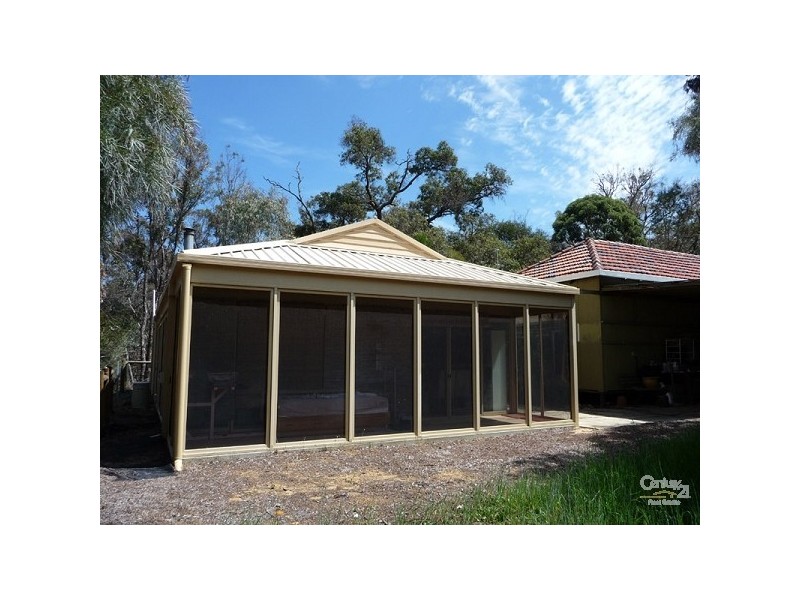 1884 Chittering Rd, Lower Chittering WA 6084