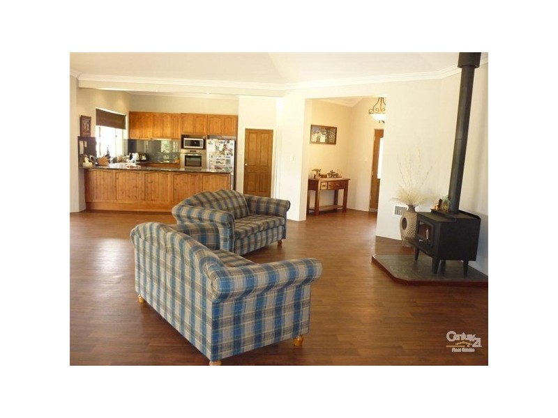 201 Jenkins Road, Bullsbrook WA 6084