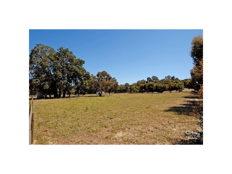 201 Jenkins Road, Bullsbrook WA 6084