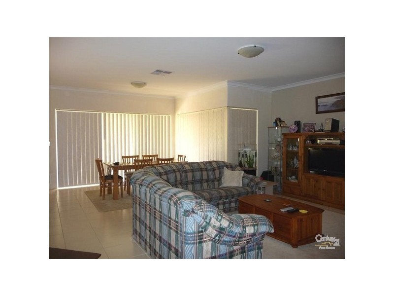 16 Kendall Street, Muchea WA 6501