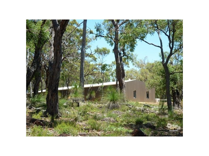 117 Leschenaultia Drive, Chittering WA 6084