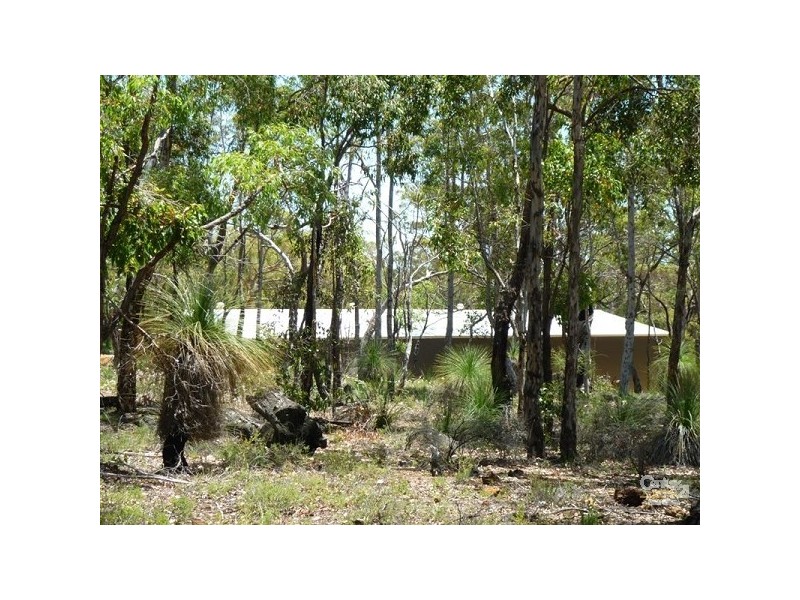 117 Leschenaultia Drive, Chittering WA 6084