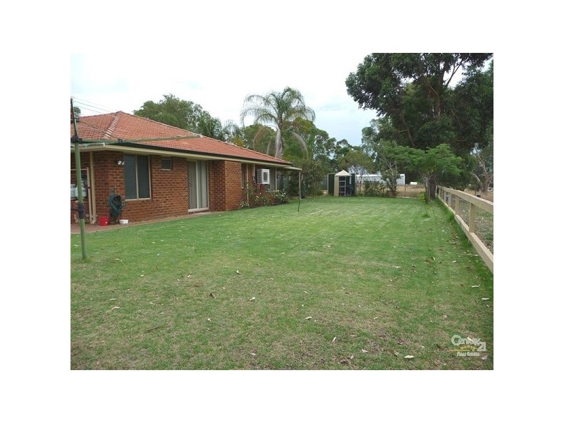 90 Payne Street, Muchea WA 6501