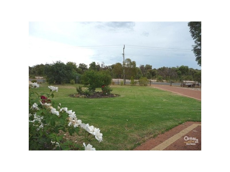 90 Payne Street, Muchea WA 6501