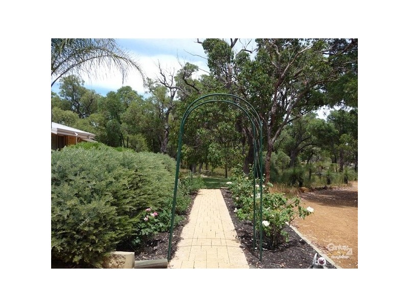 16 Red Poll Court, Lower Chittering WA 6084