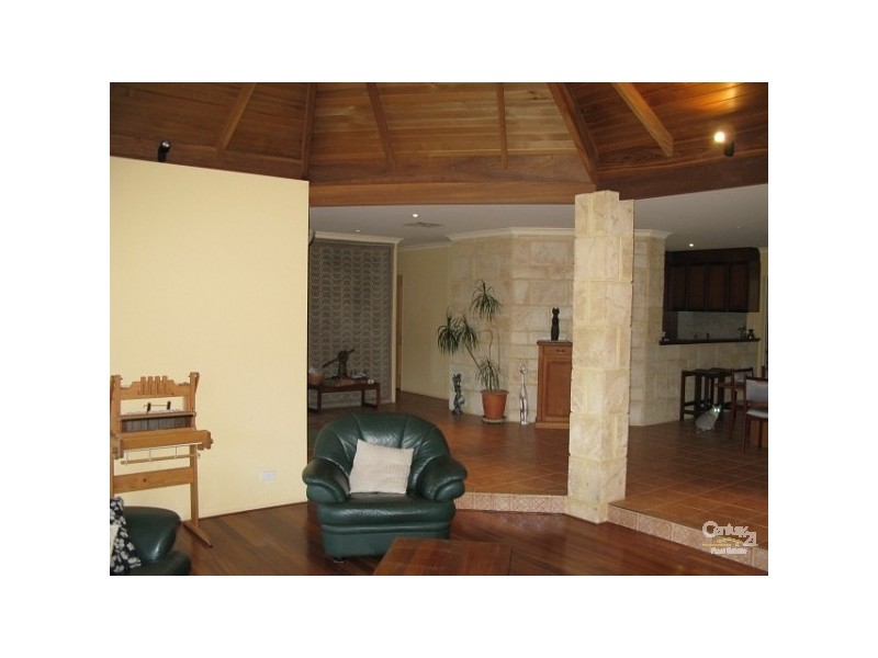 185 Powderbark Road, Lower Chittering WA 6084