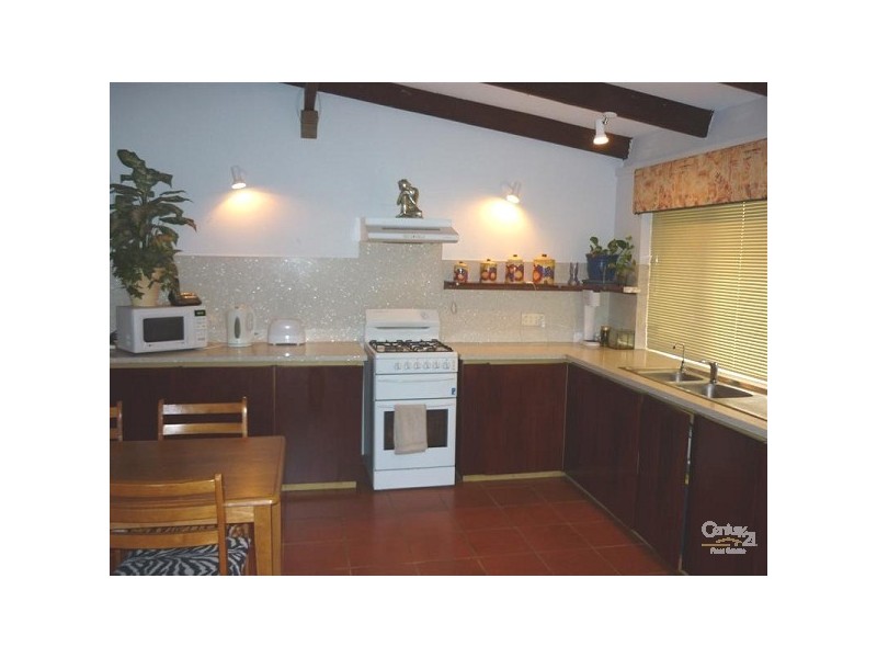 2 Wilson Road, Bullsbrook WA 6084