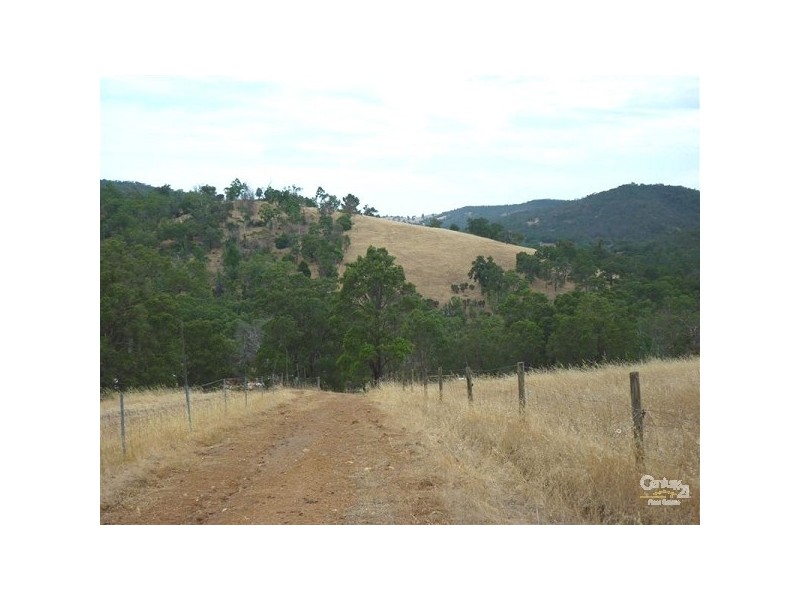 2 Wilson Road, Bullsbrook WA 6084