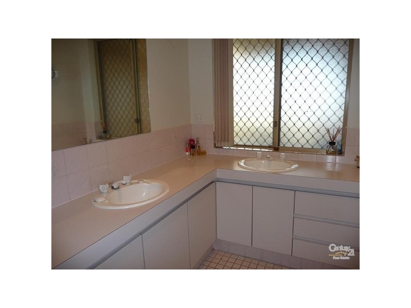 2 Field View, Bullsbrook WA 6084